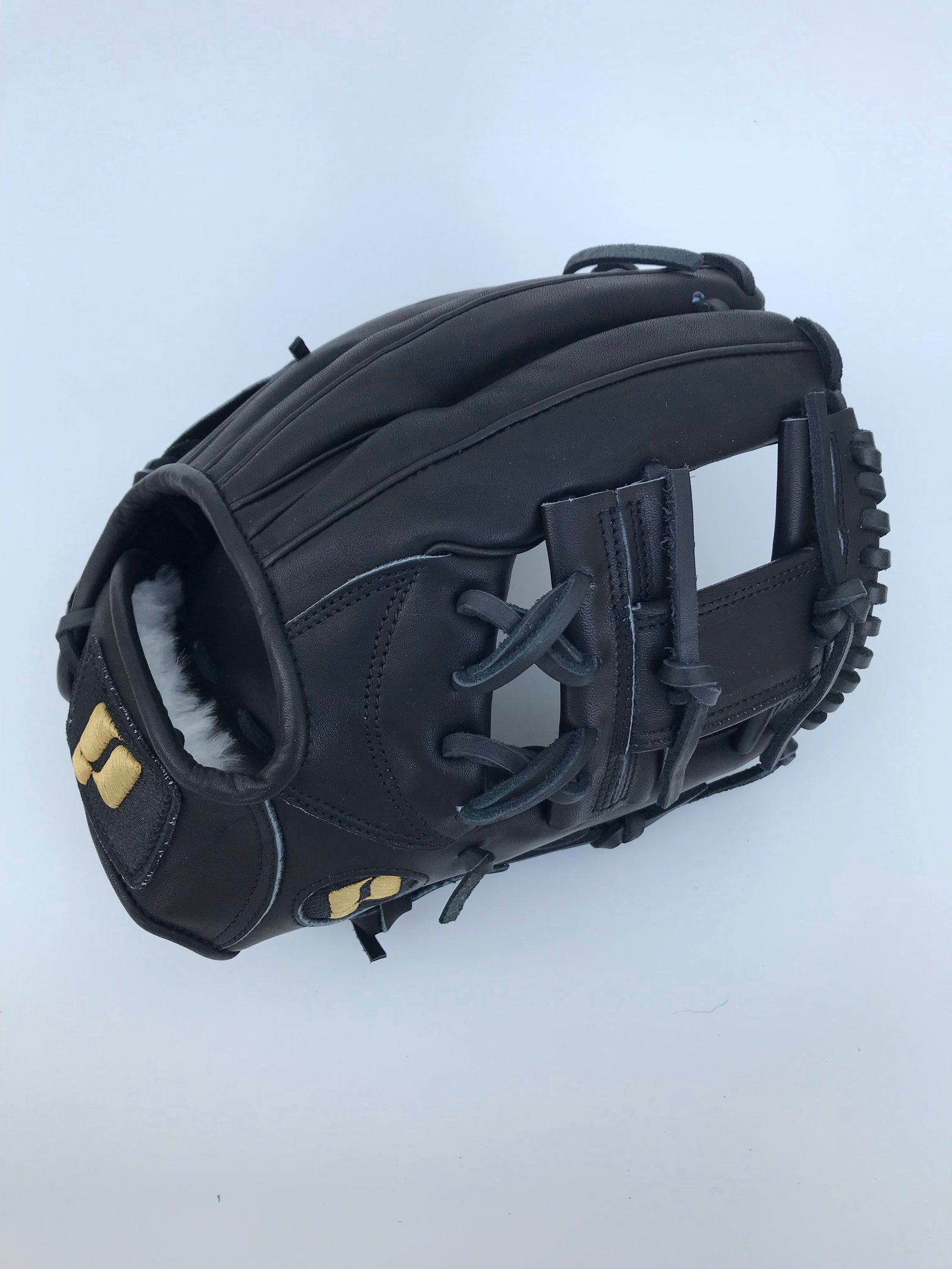 INFIELD H WEB 11.5" RHT